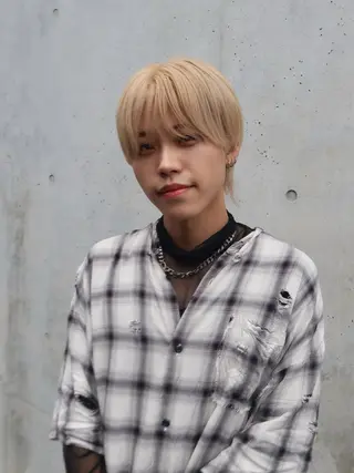 ミディアム カラー メンズ メンズパーマ/ブリー チ/motokiのヘアスタイル