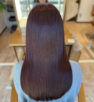 ロング カラー 浅津 菜月のヘアスタイル