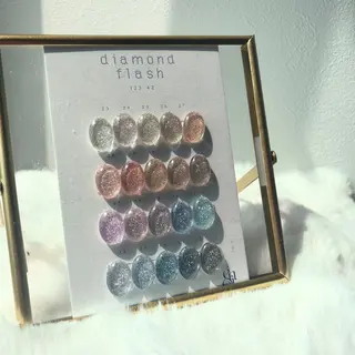 private salon ulu所属・Shion /uluのネイルデザイン