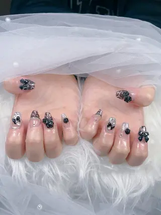 ネイル Mio_ Noiranailのネイルデザイン