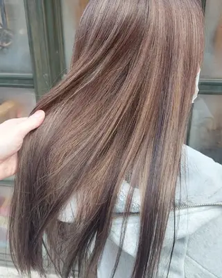 カラー ロング grow上野御徒町【グロウ】所属・ブリーチ・ハイトーン 特化🎉内山のヘアスタイル