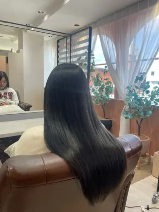 ロング acroあべの店所属・🧸顔周りカット /透明感🎀のヘアスタイル