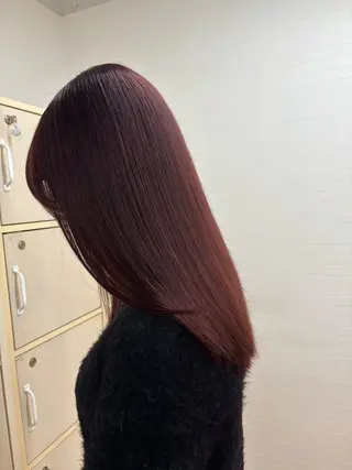 ミディアム カラー パーマ ヘアアレンジ グランルッソ所属・岡山× バレイヤージュカラーのヘアスタイル