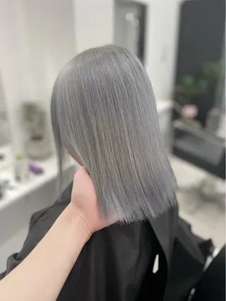 ミディアム カラー GaKu/ハイトーン /ブリーチ/レイヤーのヘアスタイル