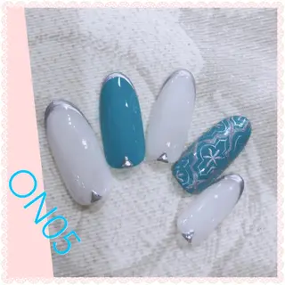 ネイル 園 寛子 （ネイリスト）のネイルデザイン