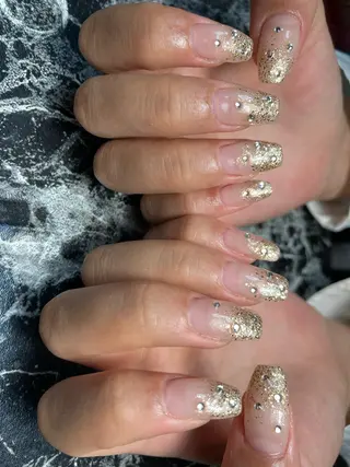 セミロング ネイル ✴︎ Delightのネイルデザイン