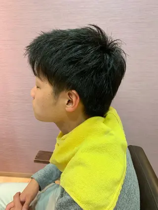 ショート march merryのヘアスタイル