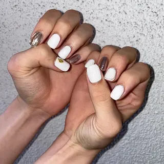 ネイル ﾔｽﾀﾞ ﾐﾅのネイルデザイン