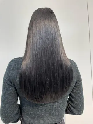 ロング 🐬脱白髪染めカラー 清水大世🐬のヘアスタイル