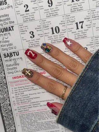 ネイル Beauty Salon amour所属・Seven's / NANAのネイルデザイン