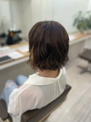 ミディアム パーマ 山下 柚奈のヘアスタイル
