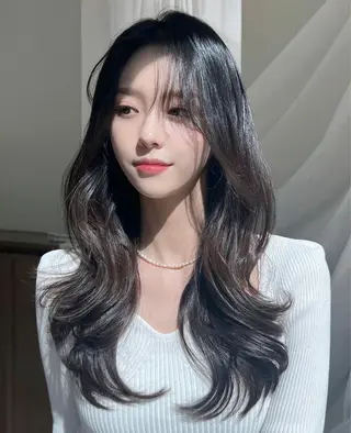 ロング カラー トップスタイリスト こうすけのヘアスタイル