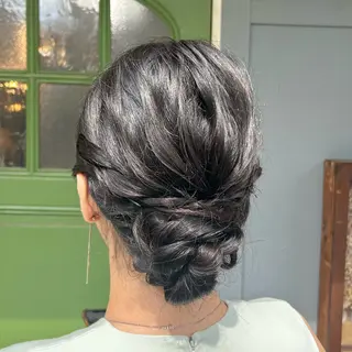 セミロング ヘアアレンジ BRITS 渡辺 菜々子のヘアスタイル