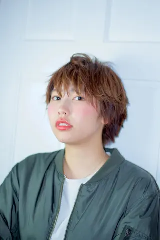 ショート カラー 脱白髪染め特化GBG 自由が丘所属・【白髪ぼかし 専門GBG】自由が丘のヘアスタイル