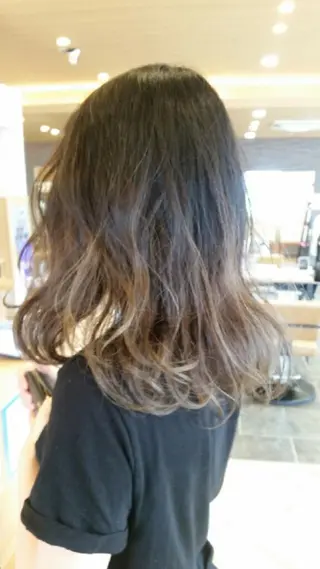 カラー 北野 親善のヘアスタイル