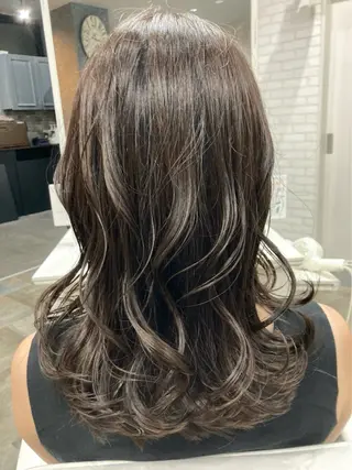 ミディアム The Apartment of Solon Citta 船橋609所属・髪質改善/縮毛矯正/ 美髪/個室/ハラのヘアスタイル