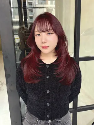 ロング 佐伯 鼓乃美のヘアスタイル