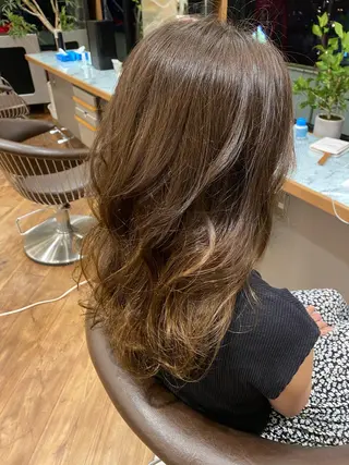 セミロング レイヤー/グレージュ メンズパーマのヘアスタイル