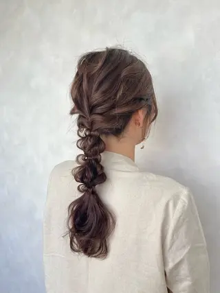 ヘアアレンジ Pinue所属・栗本 栞のヘアスタイル