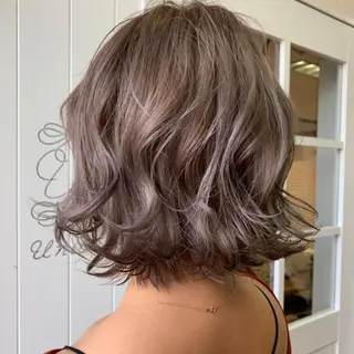 ミディアム カラー 韓国ヘア /男女❄️ 細江 美紅のヘアスタイル