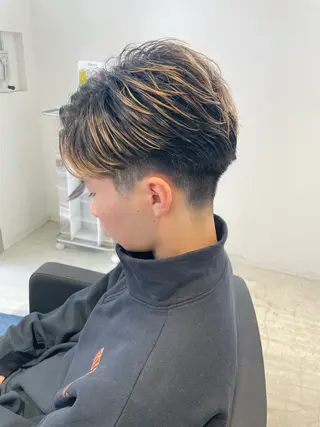 メンズ EIGHT／栄／ 諏訪　晃平のヘアスタイル