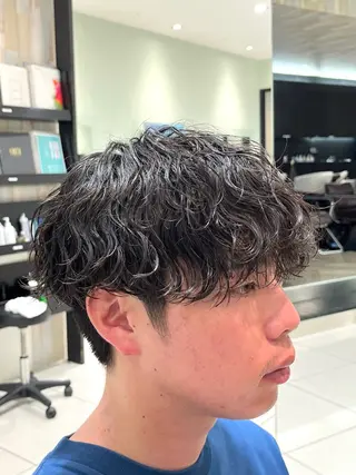 パーマ メンズ 駒野 晃のヘアスタイル