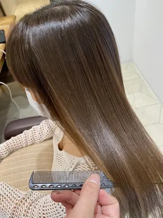 ロング 深夜まで営業中‼️ レム髪質改善のヘアスタイル
