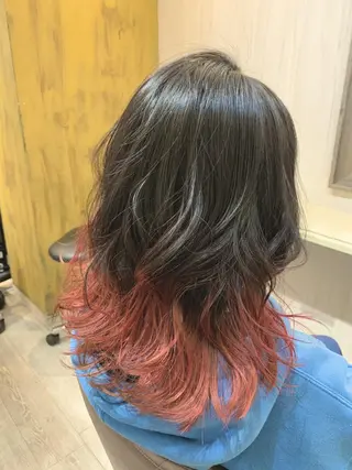 ミディアム 嶋村夏実🌼レイヤー 🌸白髪ぼかしのヘアスタイル