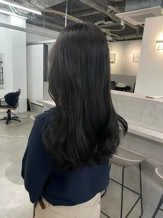 ロング カラー パーマ、ボブ、透明感 カラー、小須田ゆあのヘアスタイル