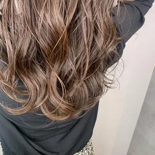 セミロング _WHITE 静岡店のヘアスタイル