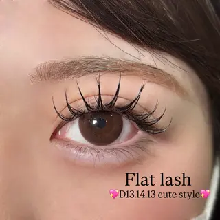 マツエク・マツパ 山本 恋乃香のヘアスタイル