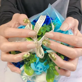 ネイル 奥園 良恵のネイルデザイン