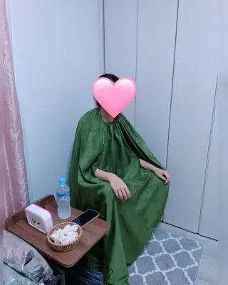 耳ツボジュエリー＆ よもぎ蒸しＲのエステ・リラクイメージ