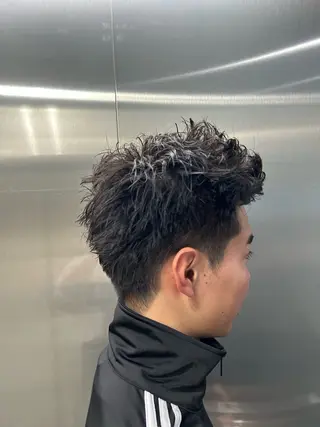 ショート 福田 康貴のヘアスタイル