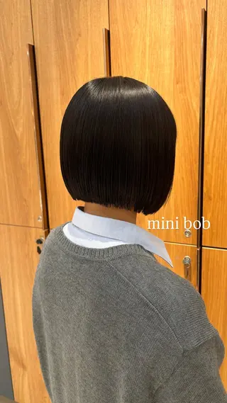 ショート mino🌼🌈 ボブ/透明感カラーのヘアスタイル