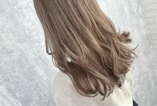 セミロング 詩乃🎀ピンク 暖色系🫧レイヤーのヘアスタイル