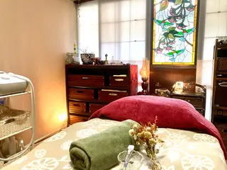 山嵜 まりこのエステ・リラクイメージ