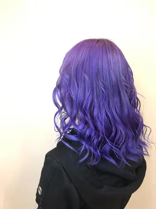 ミディアム ゆぴ☾‪/推しカラー /ハイトーンのヘアスタイル