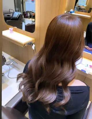 セミロング カラー 湯田 竜也のヘアスタイル