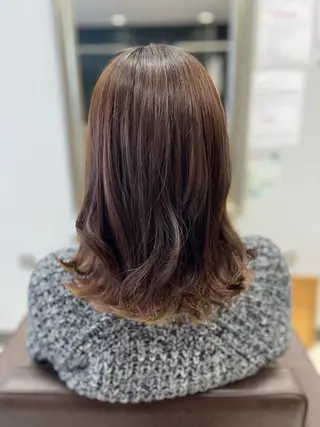 ミディアム Crescere所属・小島 凜のヘアスタイル