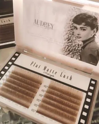 マツエク・マツパ RALUA名駅前 小島の眉毛・アイブロウイメージ