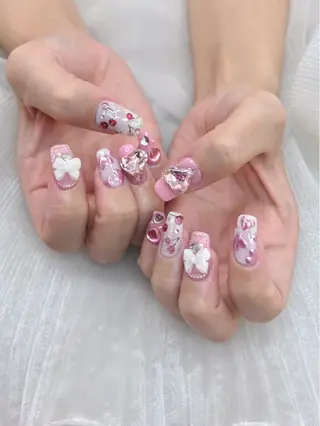 ネイル 五十嵐 美智のネイルデザイン