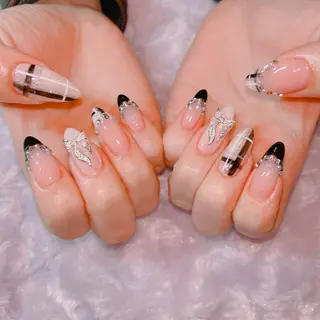 ネイル pnd.nail所属・半田 友加里のネイルデザイン
