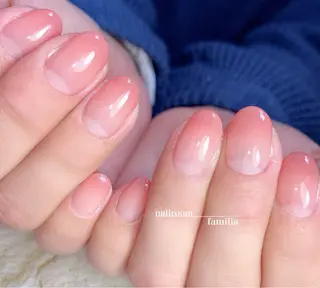 ネイル -nailroom- familiaのネイルデザイン