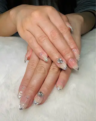 ミディアム 高橋みい 【Jrネイリスト】のネイルデザイン