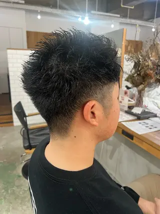 ショート ATEIER ZIZIのヘアスタイル