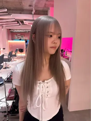 ロング ブリーチカラー 特化/MAHIROのヘアスタイル