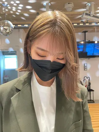 ミディアム カラー 艶ハイトーン👑♡ NATSUKIのヘアスタイル