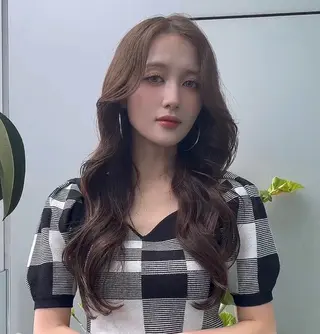 セミロング カラー 🌫️大人韓国ヘア 🌫️naoyaのヘアスタイル