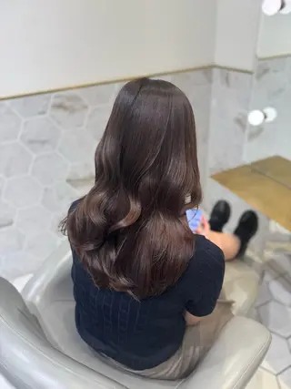 ロング カラー costes 今井芽依のヘアスタイル